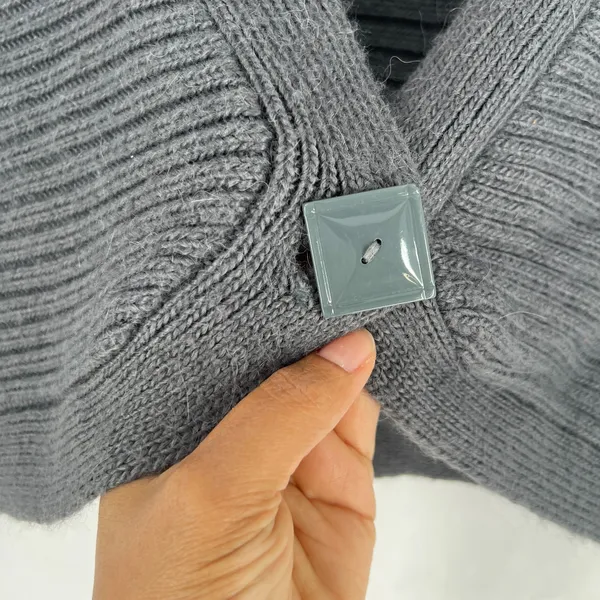 Anthropologie Laurete Lane Womens Size M Alpaca Blend Gray 3/4 Sleeve Crop Cardigan‎ Sweater - Image 4