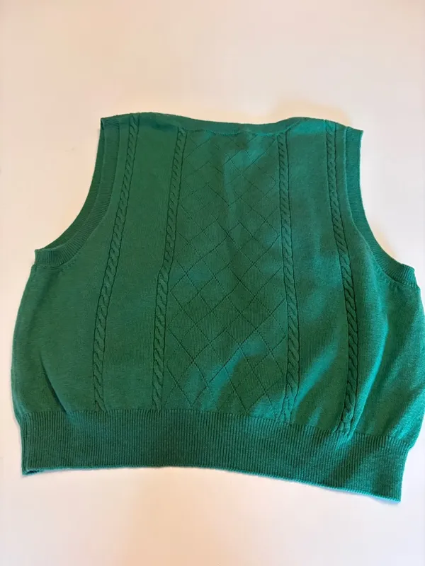 Aritzia Sunday Best Green Cropped QUINN‎ SWEATER VEST Size Small - Image 8