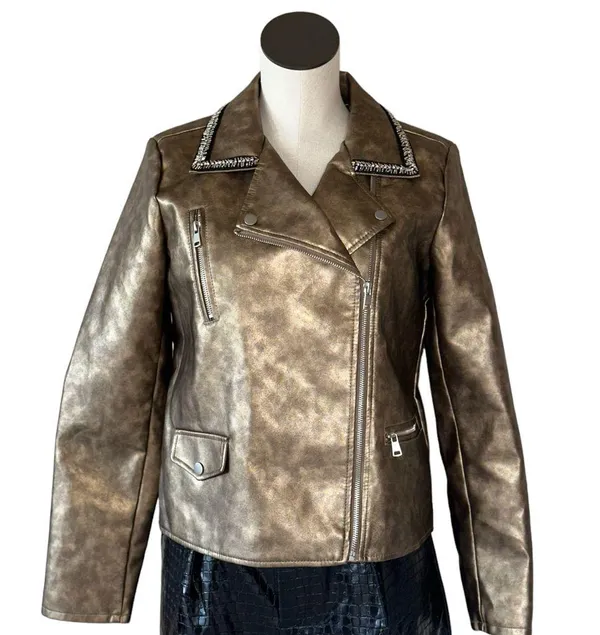 Baccini NWT Faux Leather Gold Metallic Studded Collar Line - Image 3