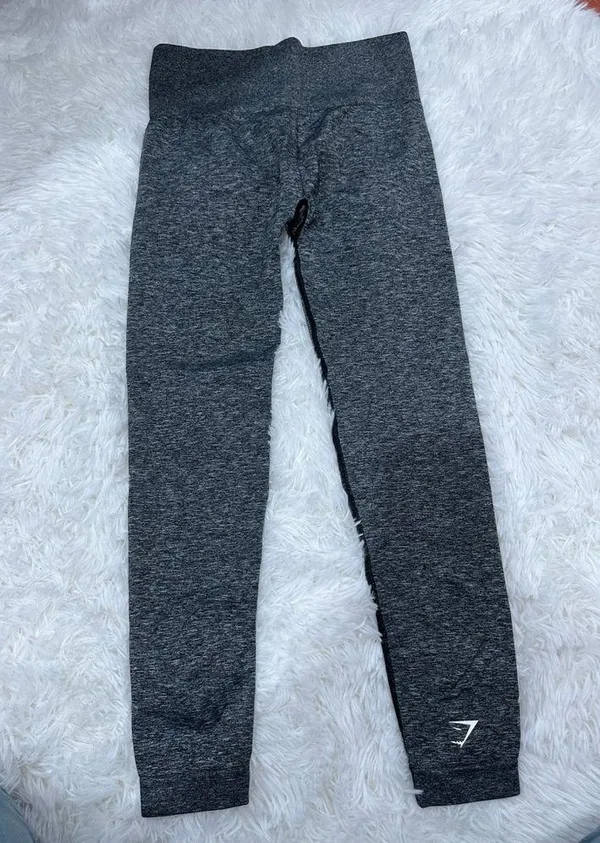 Gymshark seamless leggings small dark grey - Image 2