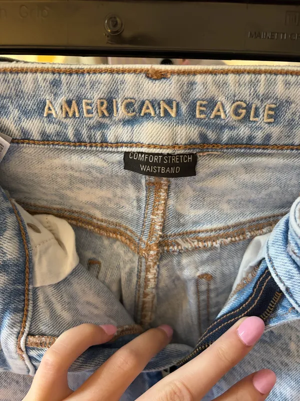 American Eagle Jeans - Image 3