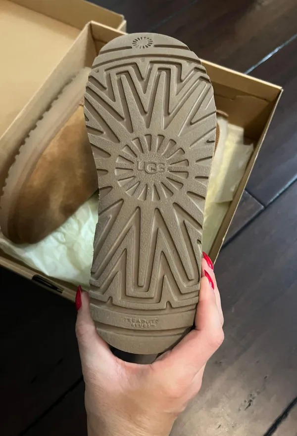 Boots - Image 5