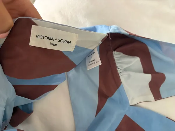 Victoria and Sophia Halter Geometric Tank Top - Image 2