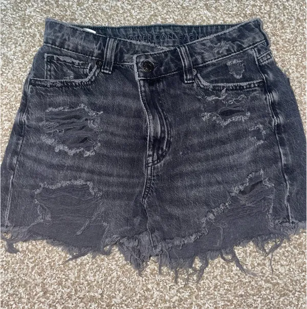 American Eagle Mom Shorts - Image 3