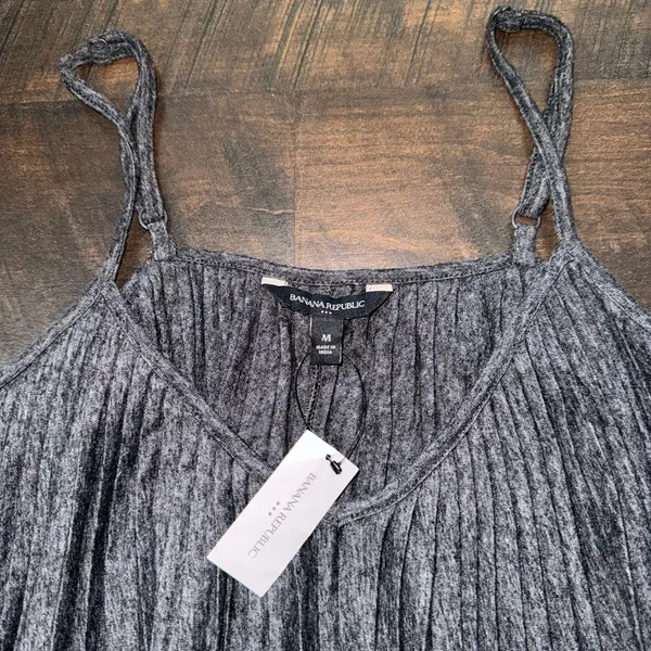 (3/$40 Item) Banana Republic Summer Tank NWT - Image 5