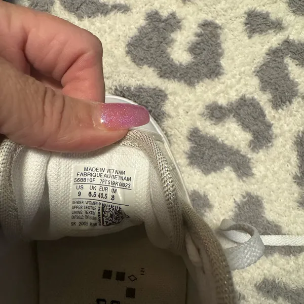 Converse Gold and White Women's Sneakers - Image 7