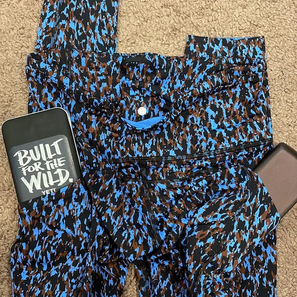 Lululemon bra and legging set leggings size 4 bra size 8 - Image 4