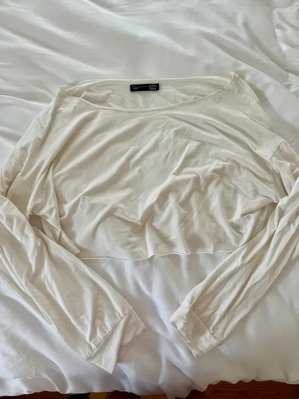 off shoulder white shirt - Image 2