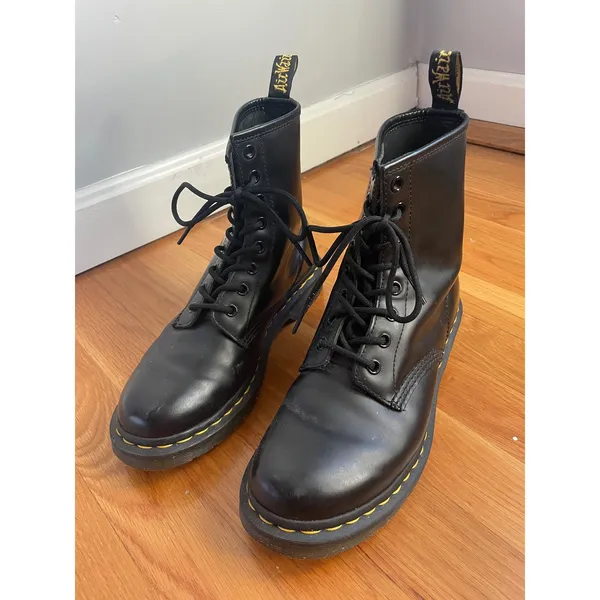 Dr. Martens 1460 Smooth Leather 8-Eye Lace Up Boots Black Classic Combat women 8 - Image 2