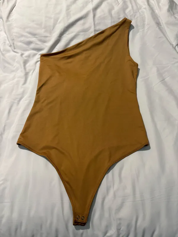 Abercrombie Gold Bodysuit - Image 5