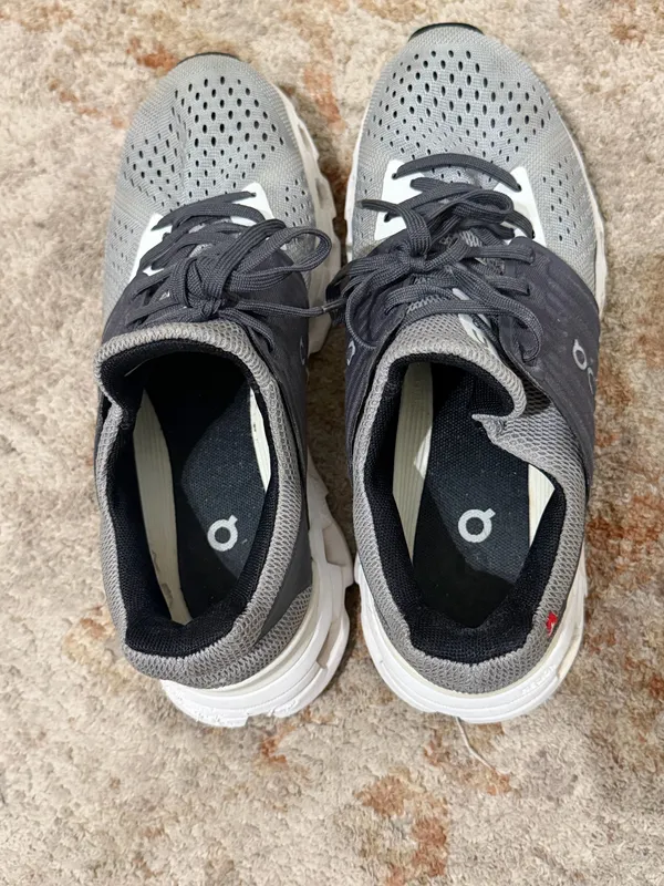 On Cloud Shoes - Image 2