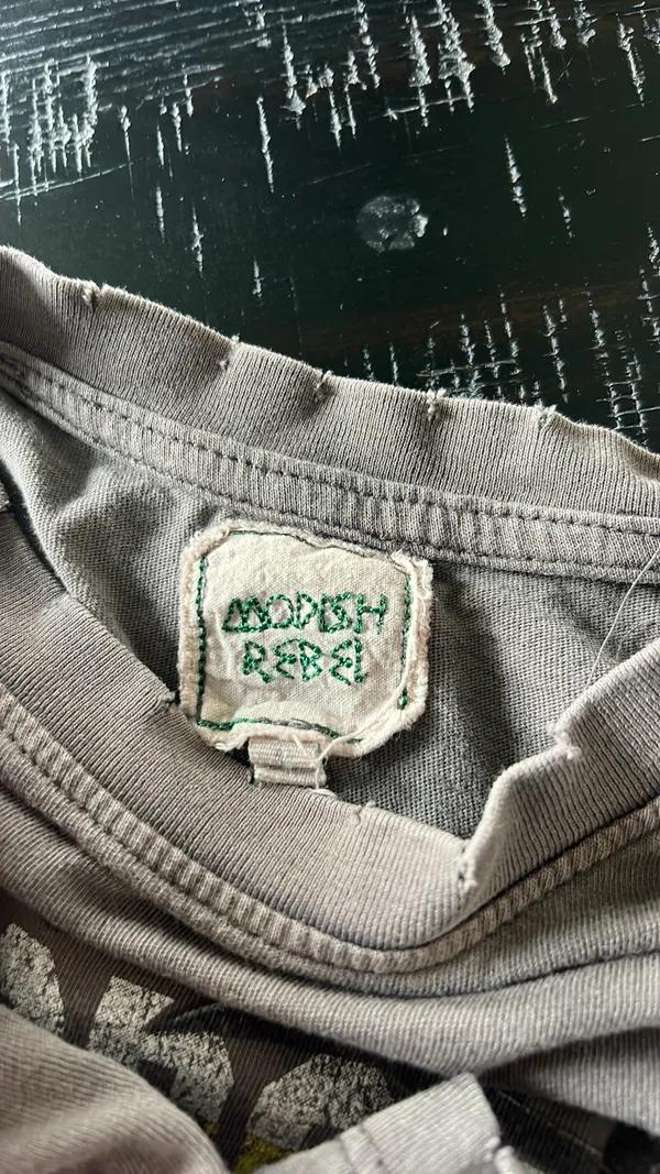 Modish Buckle Rebel Shirt cropped - Image 2