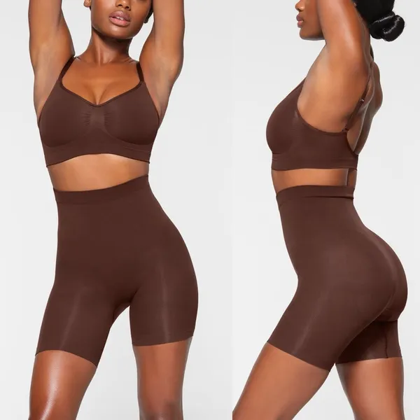 SKIMS SEAMLESS SCULPT MID THIGH‎ SHORT size M cocoa - Image 2