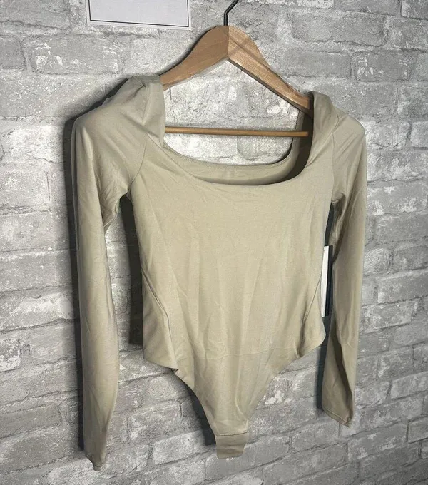 Lululemon Nulu Square Neck Long Sleeve Bodysuit Thong Cut NWT Size Small (MOVT) - Image 2
