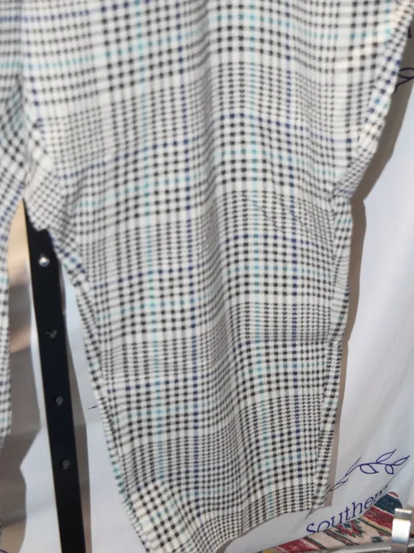 NWT Old Navy High Rise Pixie Slacks, Houndstooth Print, Size 28 - Image 5