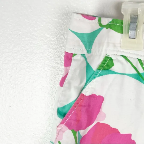 LILLY PULITZER 100% Cotton White Floral Scalloped Hem Shorts Size 0 Preppy - Image 8