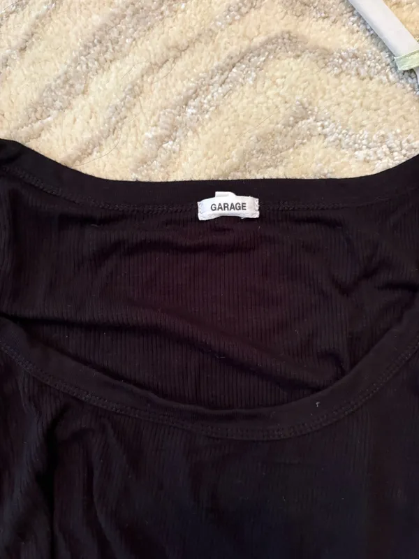 Black garage, long sleeve - Image 2