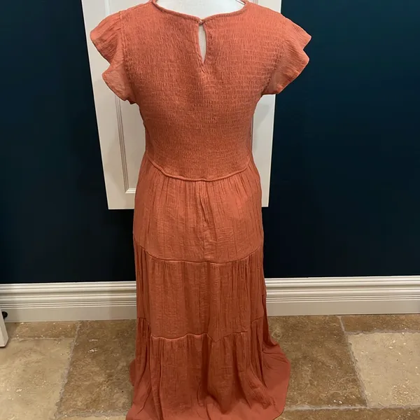 🎉Host Pick🎉 By the River flutter sleeve smocked midi dress - Image 2