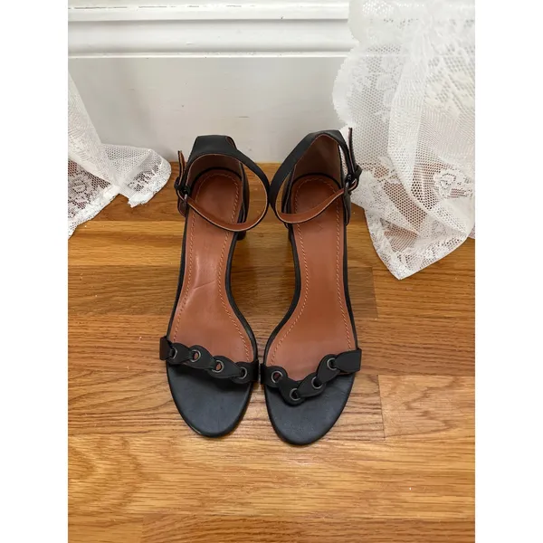 Coach Women's Leather‎ Ankle Strap Block Heel Sandals Size 8 - Image 2