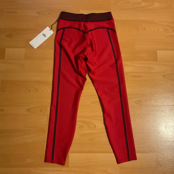 Alo Yoga Airlift High-Waist 7/8 Line Up Legging Bold Red S - Image 4