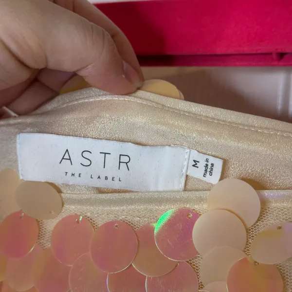 ASTR the Label BNWT Peach Sequin Luxoria Top + Darby Skirt Outfit Sz M Festival - Image 8