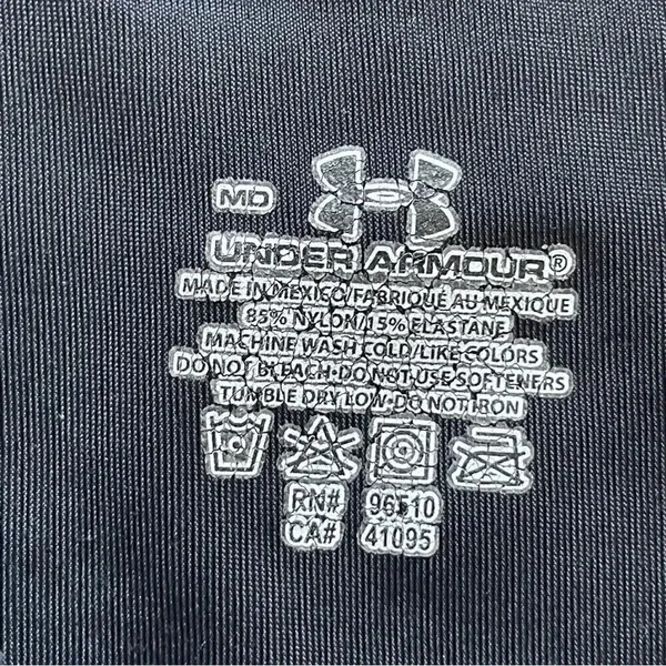 UNDER ARMOUR Fitted Heat Gear Black Capri SZ M - Image 5