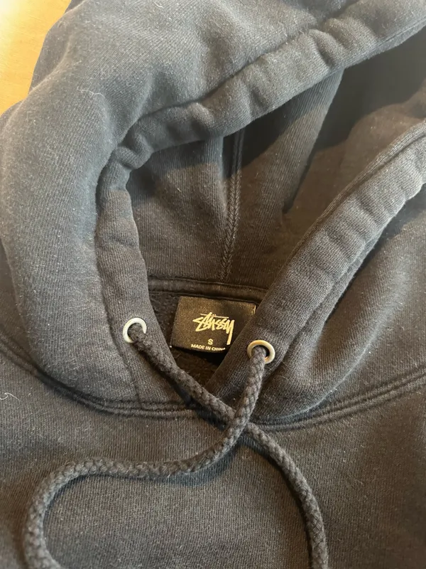 Stüssy Black Cropped Hoodie - Image 5