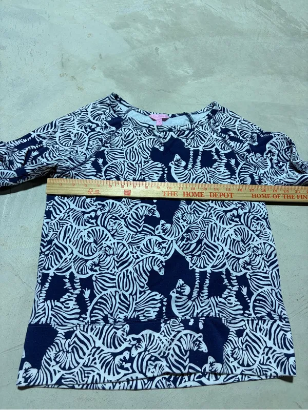 Lilly Pulitzer Navy Zebra Print Long Sleeve Top medium - Image 3