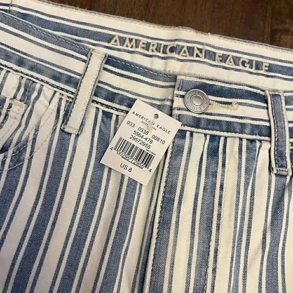 American Eagle Mom Shorts New - Image 4