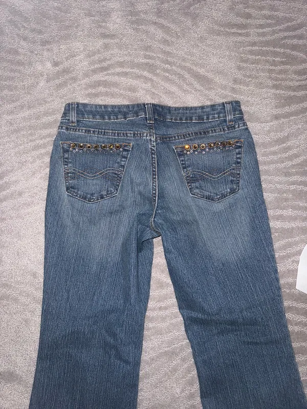 Cache Vintage Low-Waist Y2K Rhinestone Studded Flare Jeans - Image 5