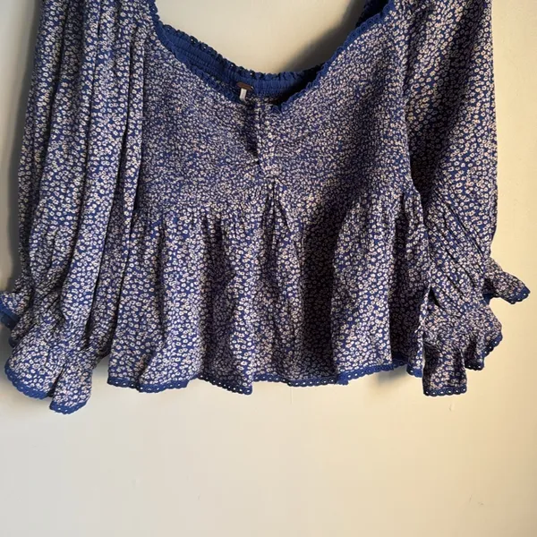 Free People Britnee Floral Cropped Peplum Smocked Puff Sleeve Top Large - Image 8
