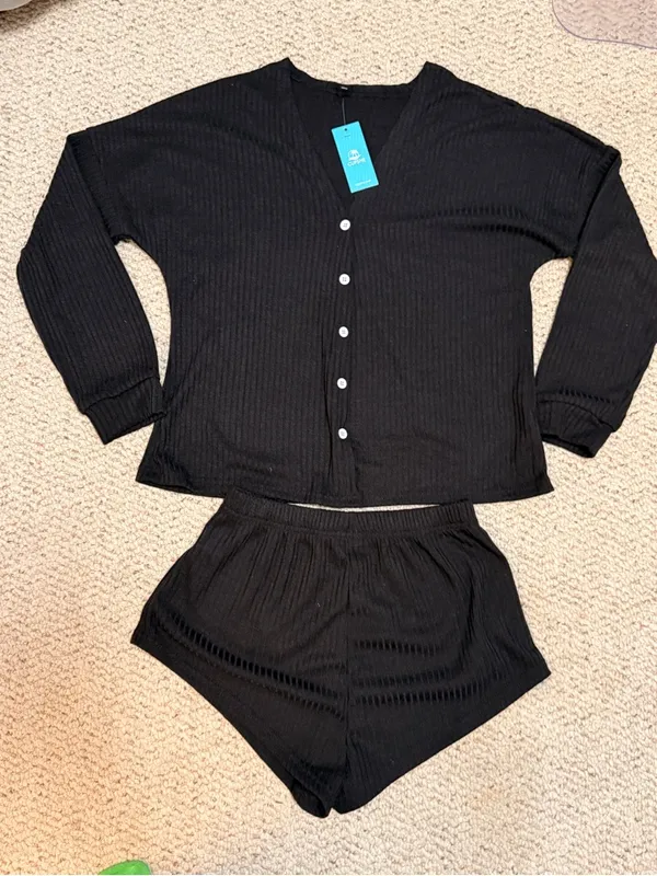 Cupshe Black Lounge Set‎ Ribbed Button Front Top Shorts Set NWT Small - Image 3