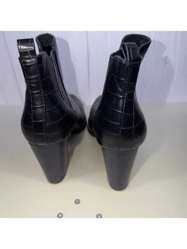 Indigo Rd Black Croc Embossed Chelsea Ankle Boots Size 8 Block Heel - Image 4