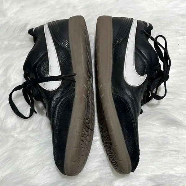 Adidas NIKE TIEMPO INDOOR SOCCER/CASUAL SNEAKERS ‎ SIZE 8.5. B87 - Image 7