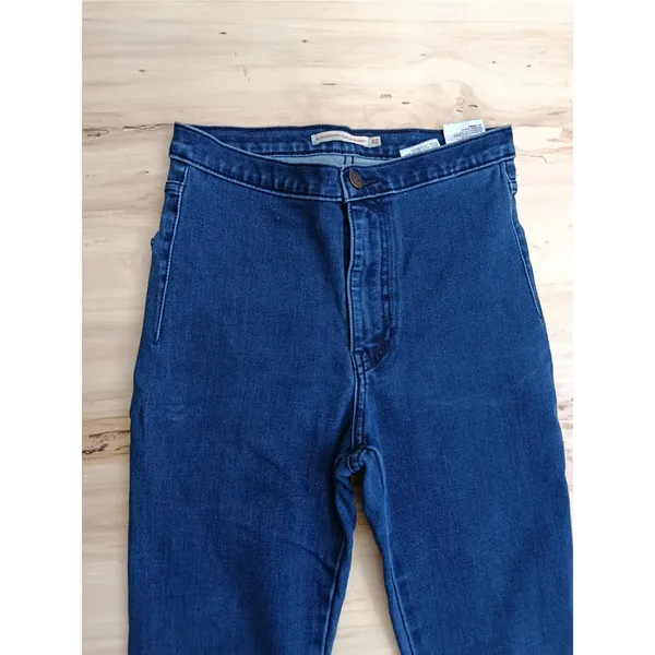 Levi's Runaround Super Skinny Jeans Women's Size XS / 25 High Rise Dark Wash EUC - Image 3