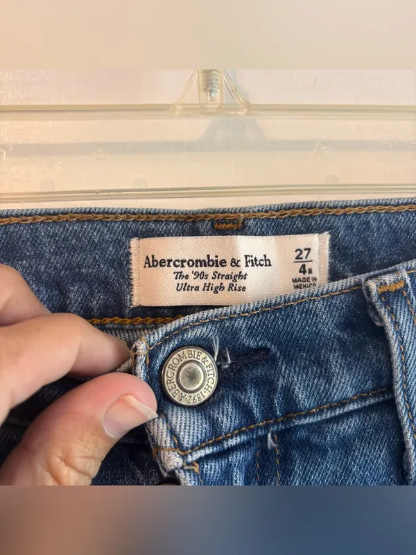 Abercrombie & Fitch The '90s Straight Ultra High Rise Jeans Size 27 Distressed - Image 3