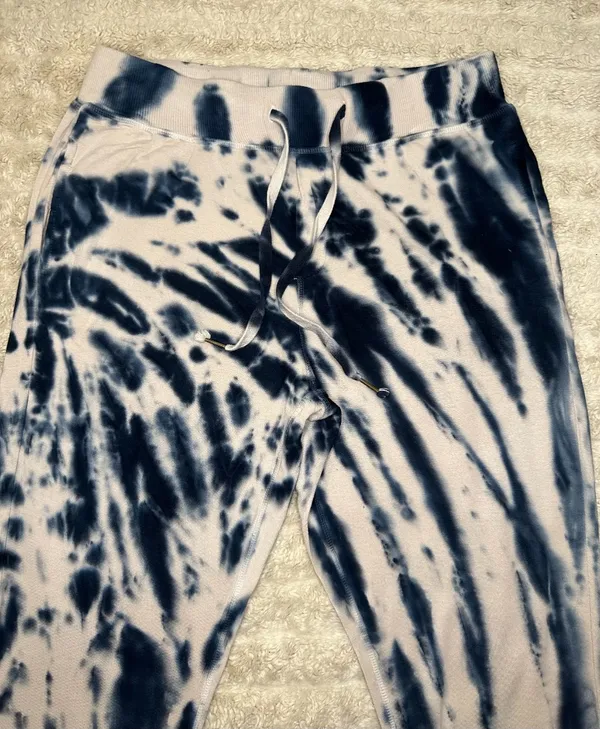Young, Fabulous & Broke athleisure teal/cream tie-dyed joggers Size Large - Image 2