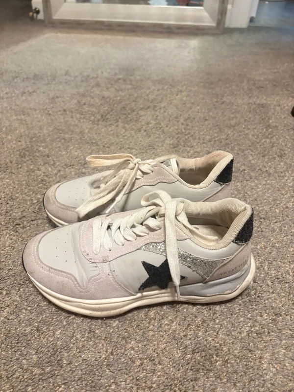 Vintage Havana Sneakers - Image 3