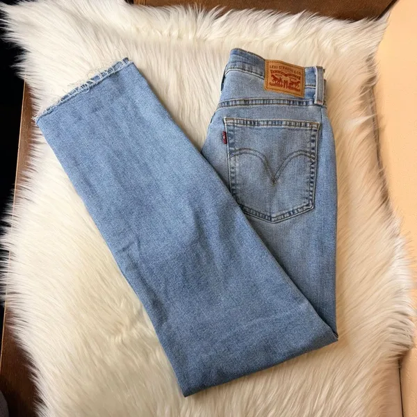 Levi's Wedgie Straight Button Fly Distressed Jeans Size 27 - Image 2
