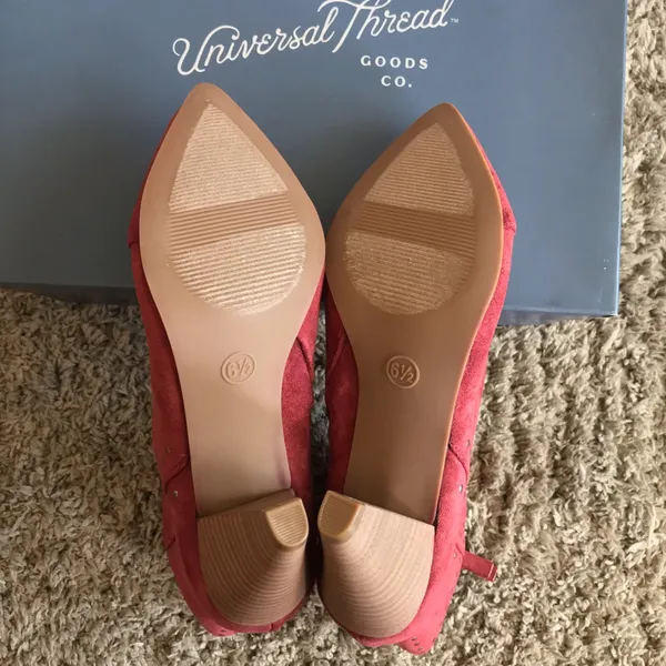 New w/ Box⭐️Universal Thread Booties - Image 2