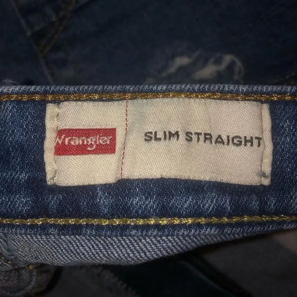 Wrangler denim cut off shorts size 32 - Image 5