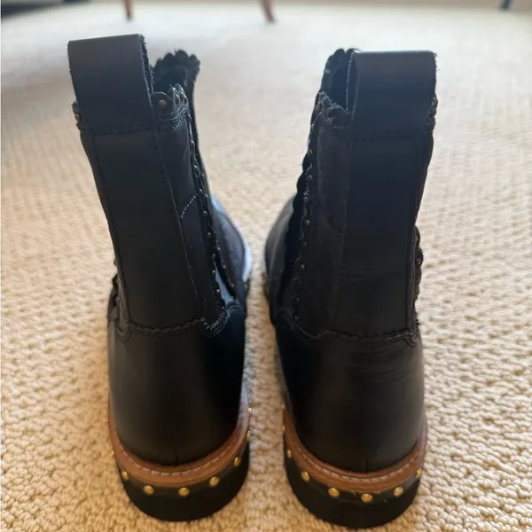 Free People NWT Atlas Puffer Chelsea Boots, Leather, Pull On, Size 40/9.5, Black - Image 6