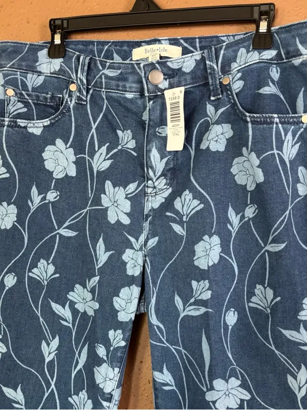Torrid Belle Isle Aquinnah High Rise Flare Ankle Floral Jeans Blue 10 Tall NWT - Image 3