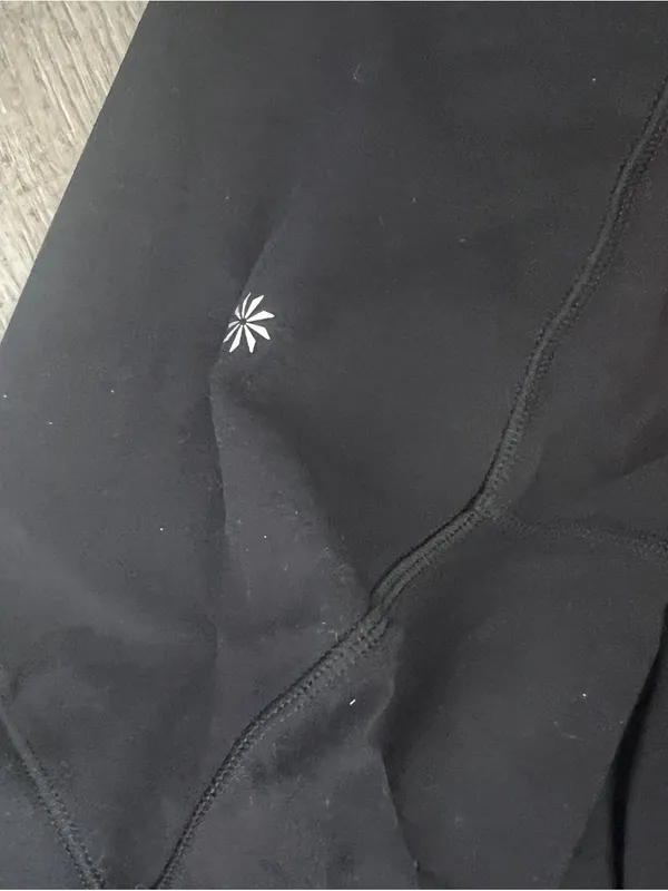 Athleta large leggings 7/8 length - Image 8