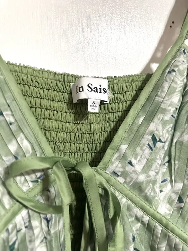 En Saison Sedna Pleated Floral Maxi Dress Small - Image 4
