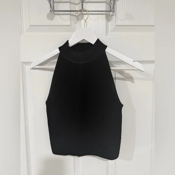 Aritzia Babaton Black Modern Minimalist Halter Sculpt Fit Ribbed Clean Girl Small Top - Image 8