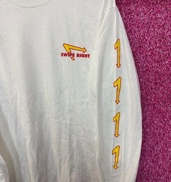 Paradise Swipe Right In N Out Arrow Logo Long Sleeve L - Image 2