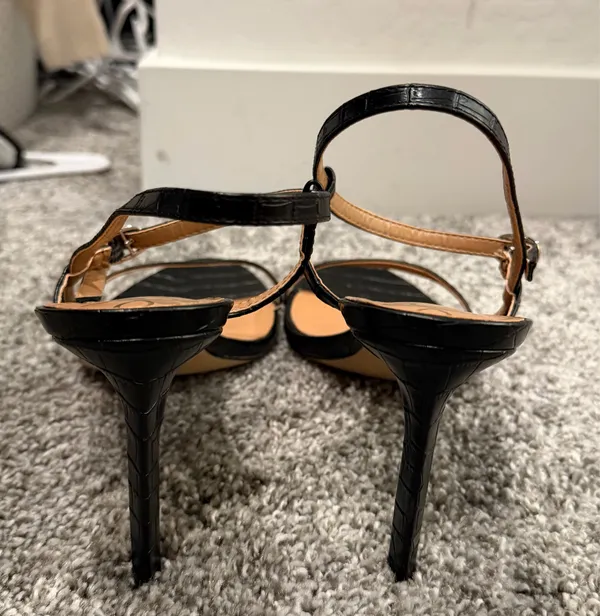 Black Heels Size 11 - Image 3