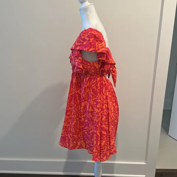 NWT Glam Orange and Pink Print Tie Back Dress Sz M - Image 5