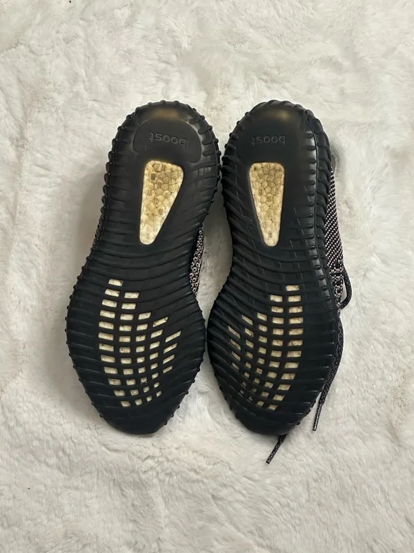 Yeezy 350 Boost V2 Adidas Sneakers Size 9 Men’s - Image 8